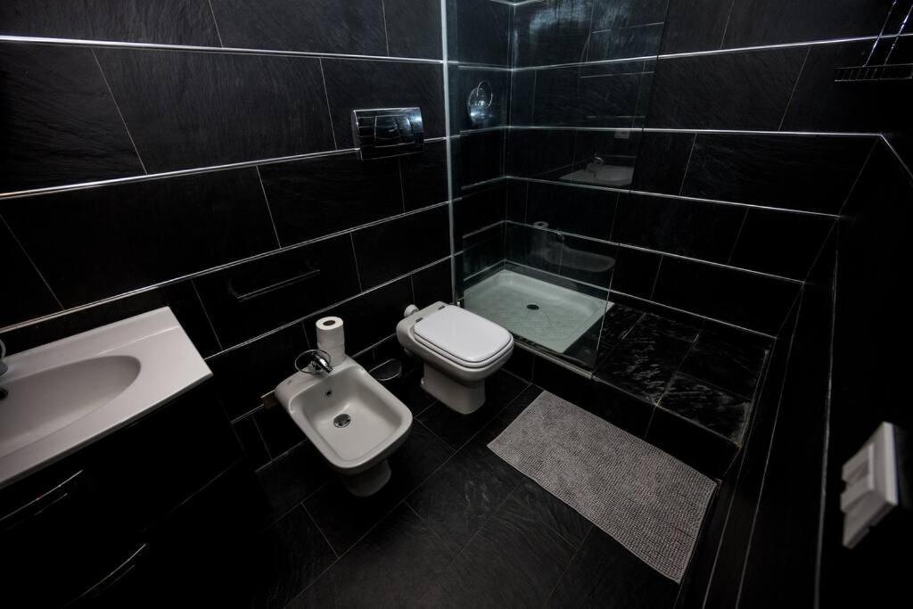 Wonderfull Two Floors Apartment Navigli Milán Exterior foto