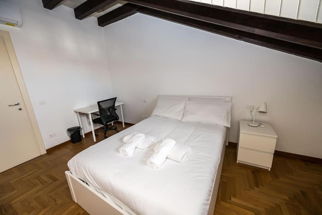 Wonderfull Two Floors Apartment Navigli Milán Exterior foto