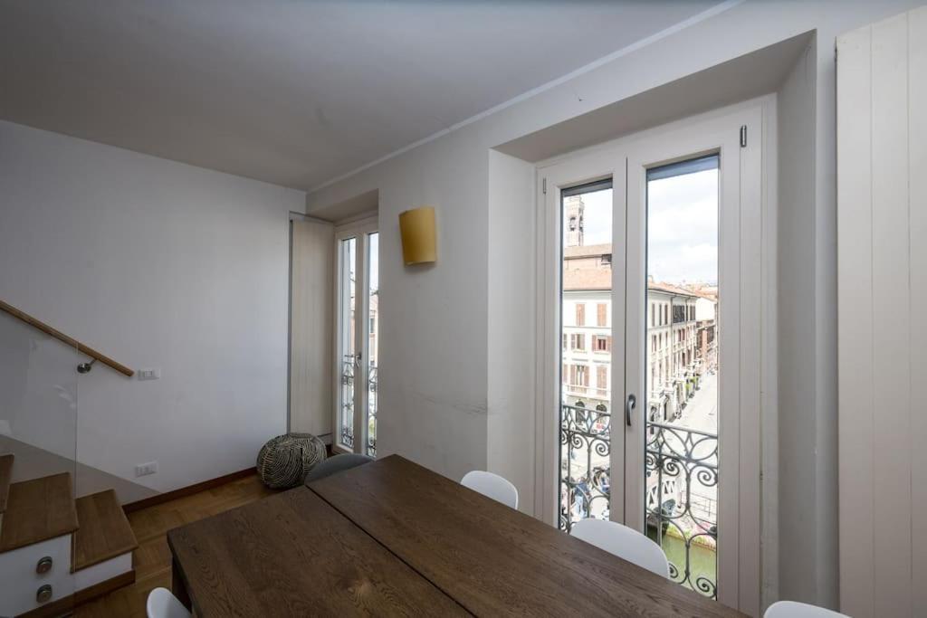 Wonderfull Two Floors Apartment Navigli Milán Exterior foto