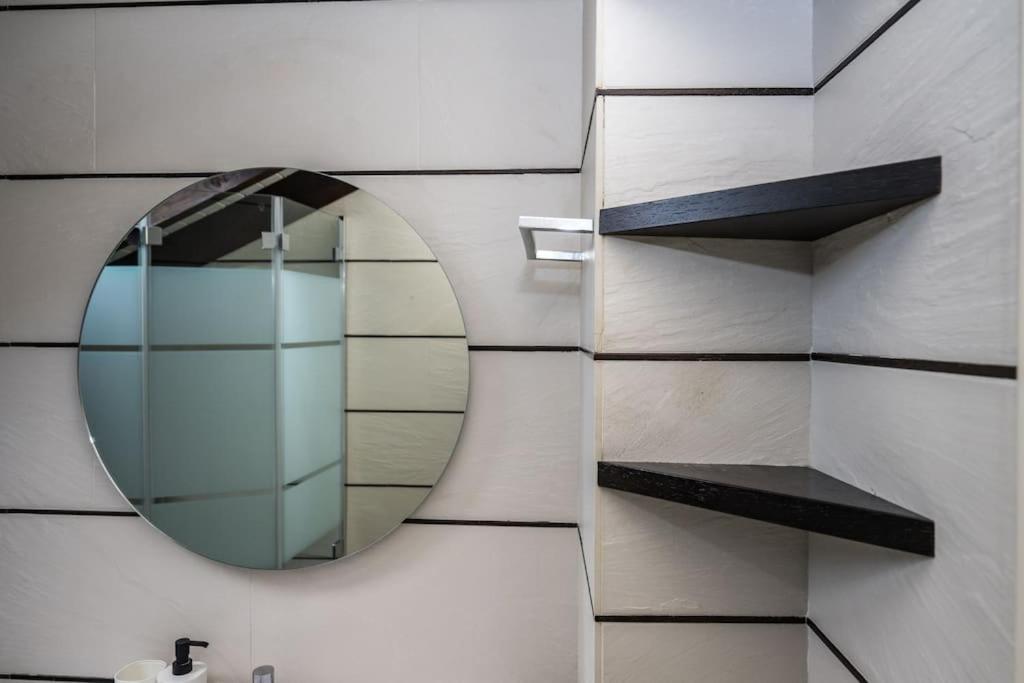 Wonderfull Two Floors Apartment Navigli Milán Exterior foto
