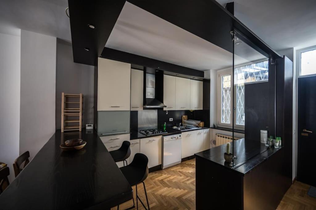 Wonderfull Two Floors Apartment Navigli Milán Exterior foto